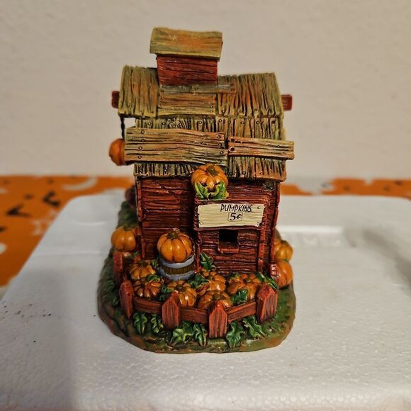 Hawthorne Village Peanuts Light Up "The Great Pumpkin" Table Decor - Picture 5 of 15